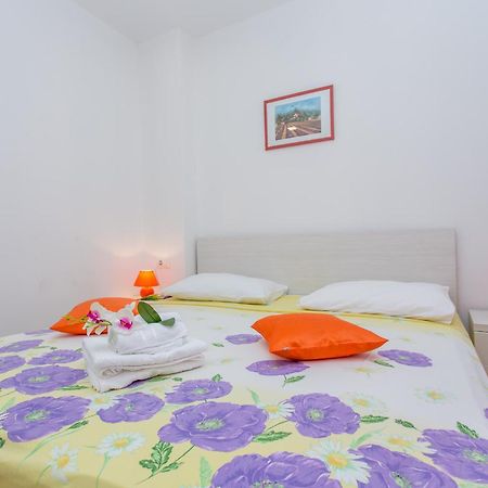 Apartments Grepo Sljeme Makarska Quarto foto