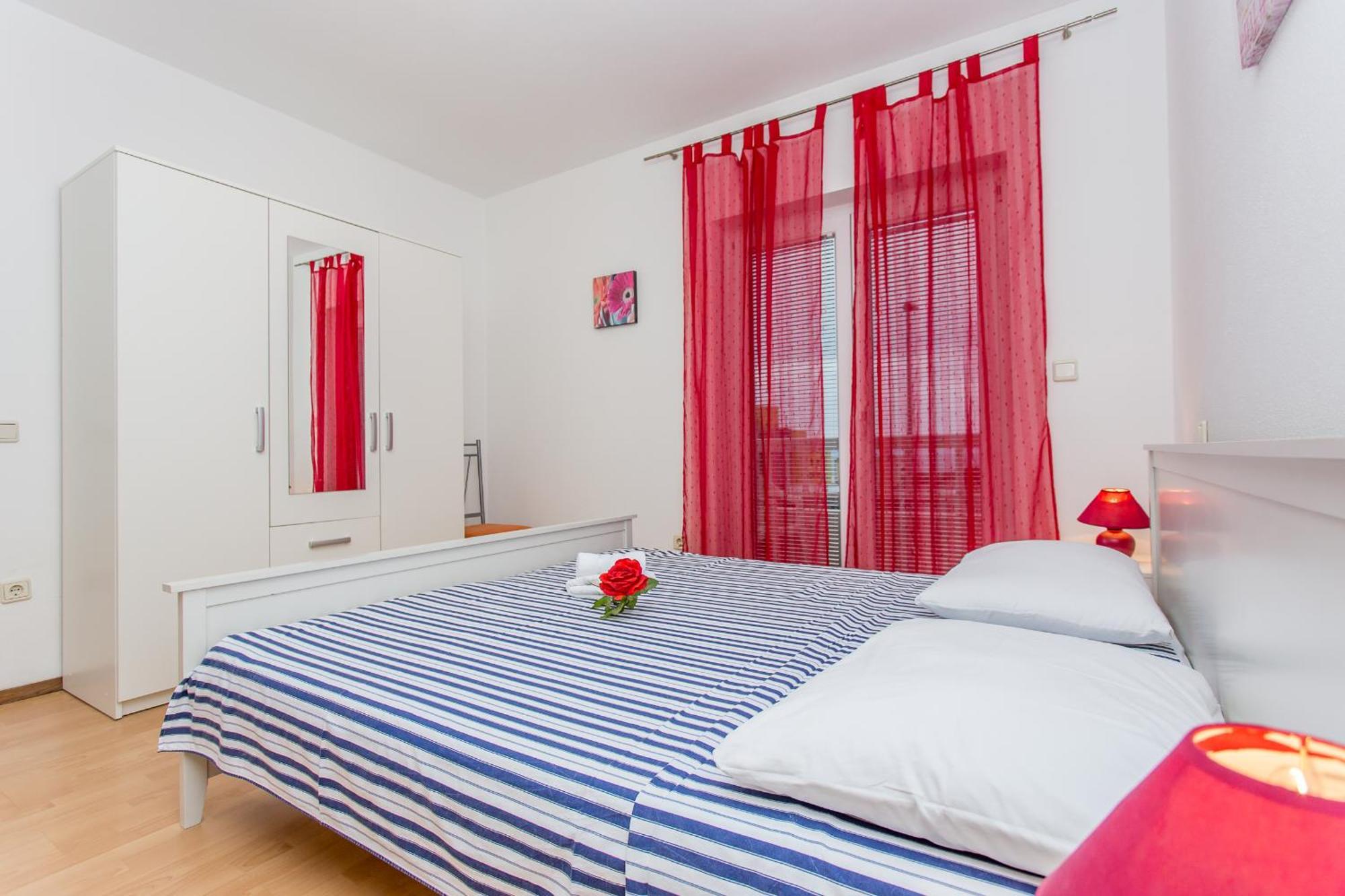 Apartments Grepo Sljeme Makarska Quarto foto