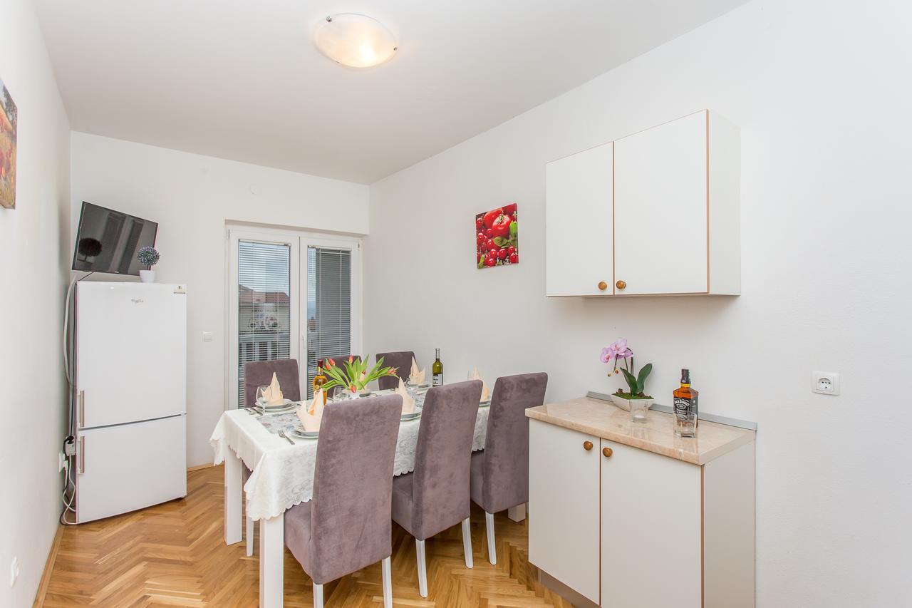 Apartments Grepo Sljeme Makarska Quarto foto