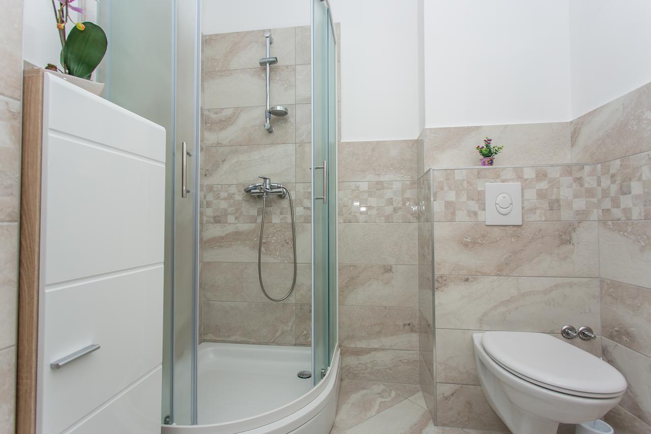 Apartments Grepo Sljeme Makarska Quarto foto